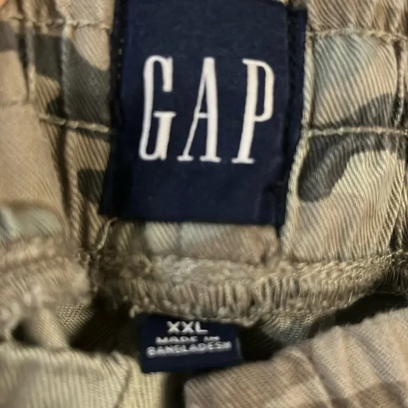 Gap XXL Camo Joggers - Picture 5 of 7
